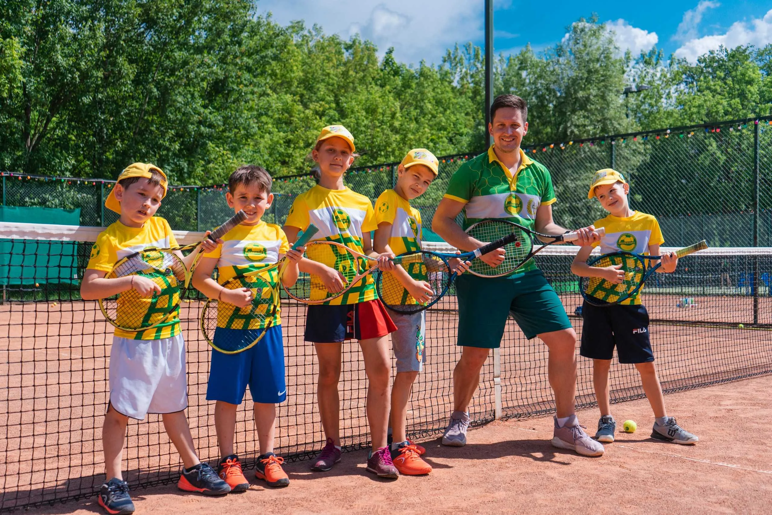 Теннис (средняя группа)