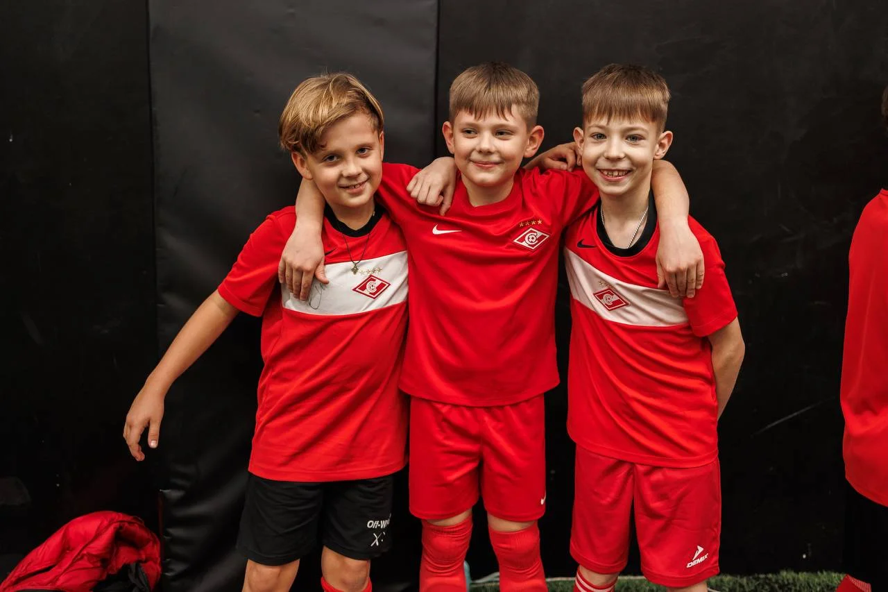 Футбол Спартак Юниор (Правобережная 1Б)