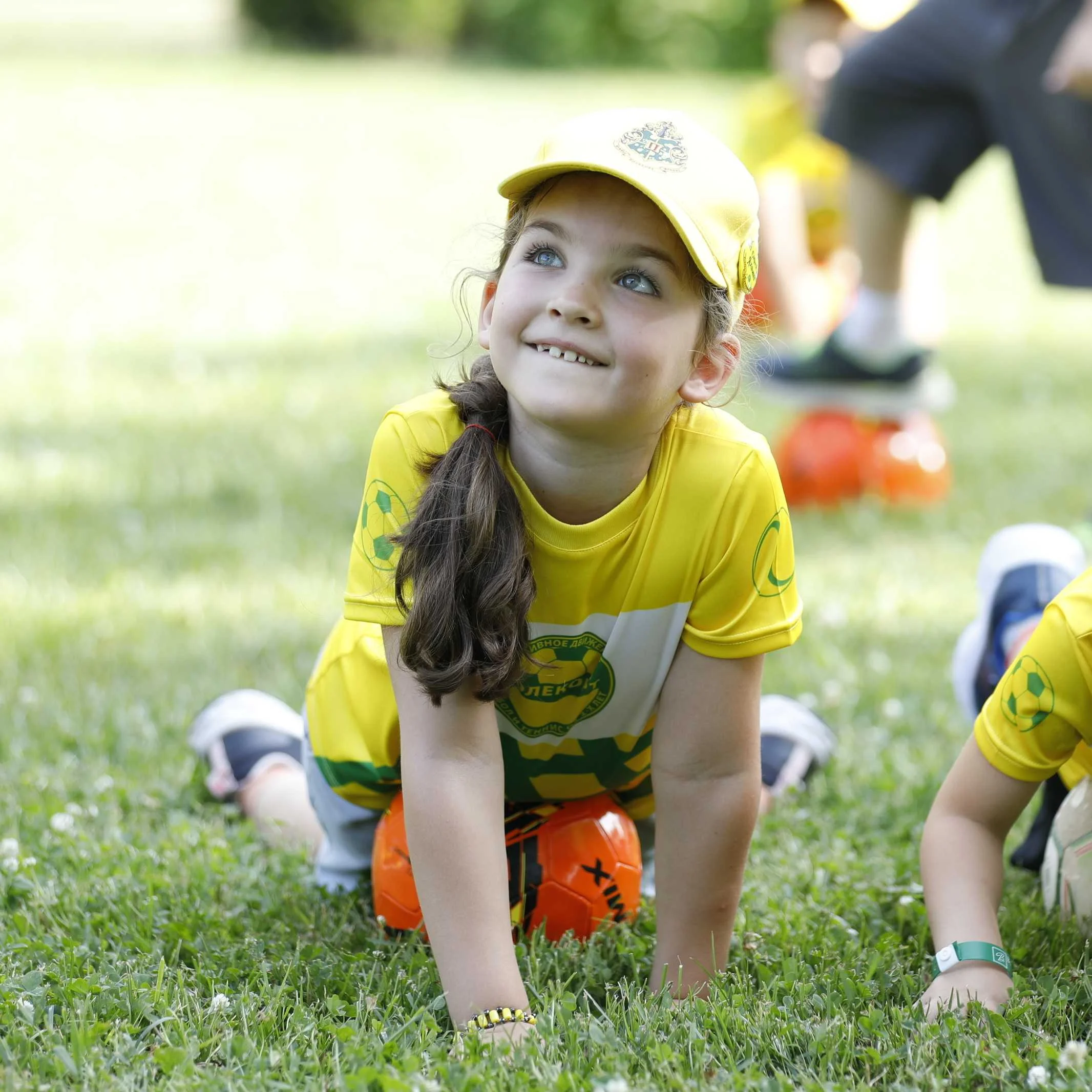 Английский язык (средняя группа)