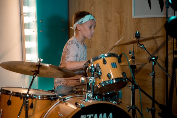 Уроки игры на барабанах