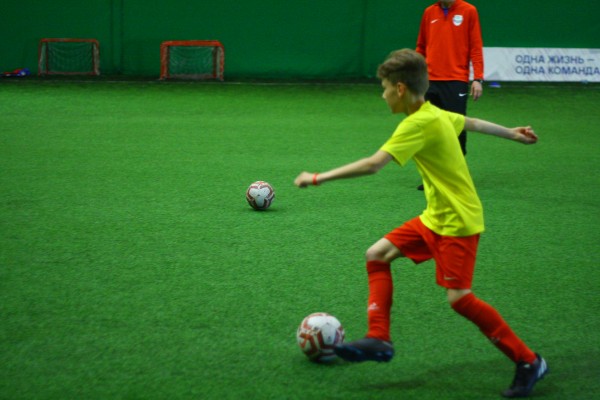 Футбольная академия Cantera (11-13 лет) ст.м.Тушинская
