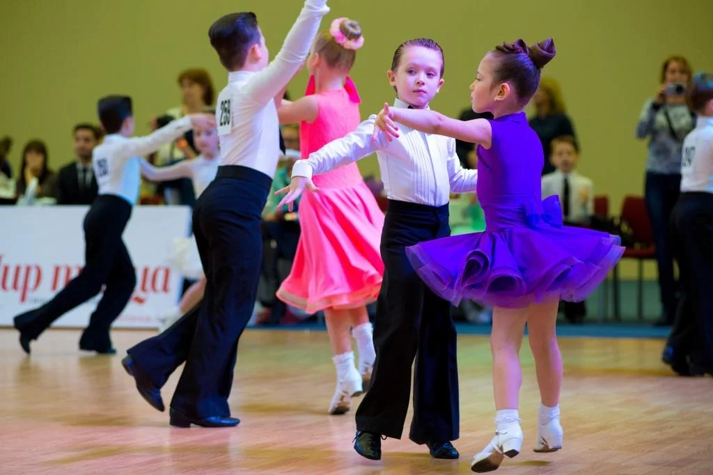 Спортивные бальные танцы